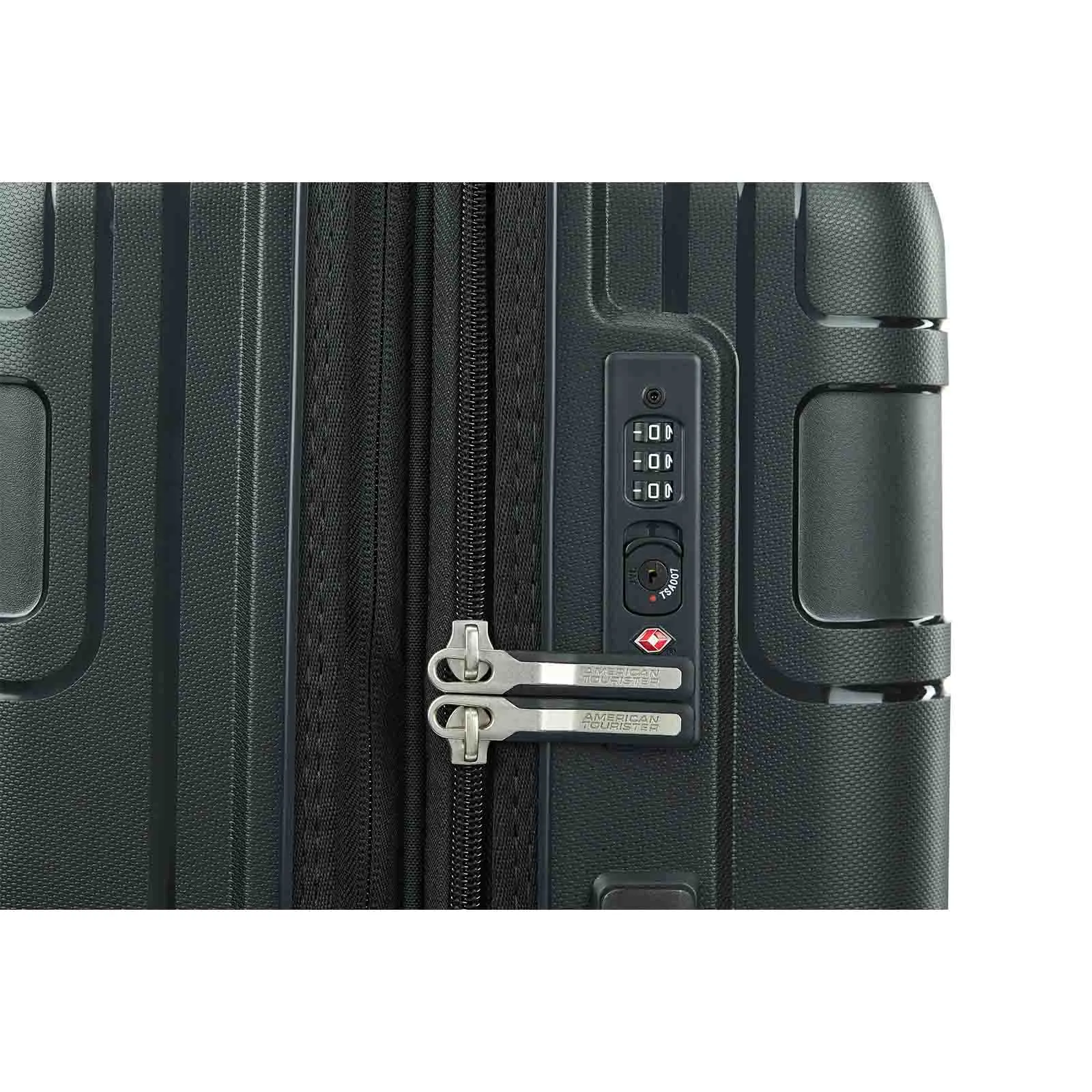 American Tourister Light Max 82cm Suitcase Black