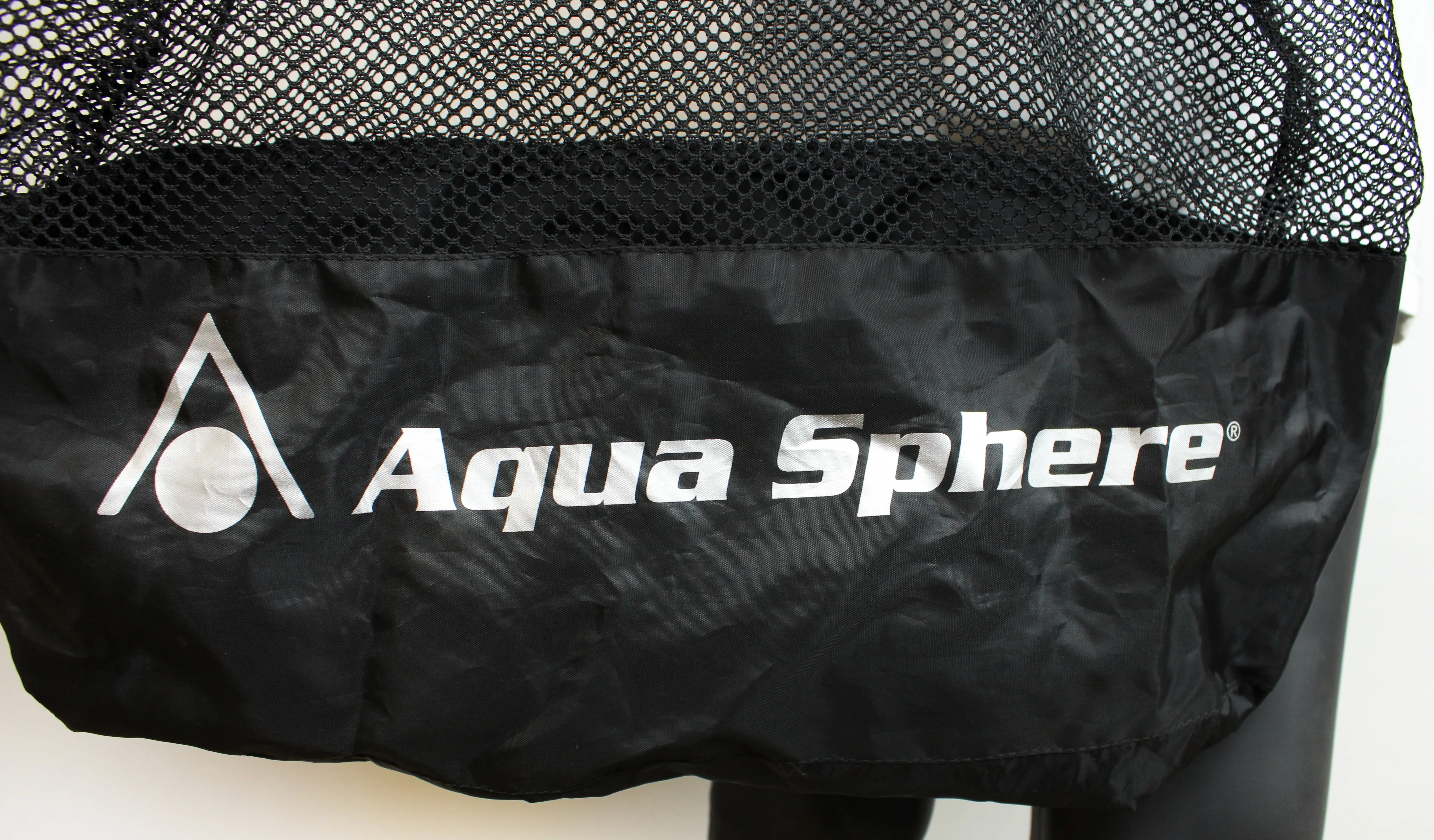 Aquasphere Wetsuit Mesh Carry Bag - Black