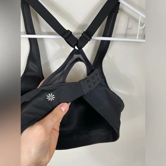 Athleta Advance Bra Black Sport Gym Size 34B