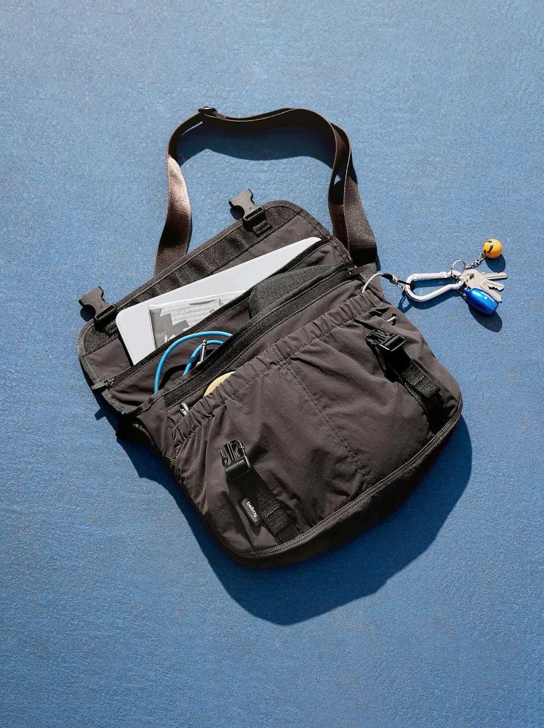 Bellroy - Cinch Messenger Bag - Charcoal