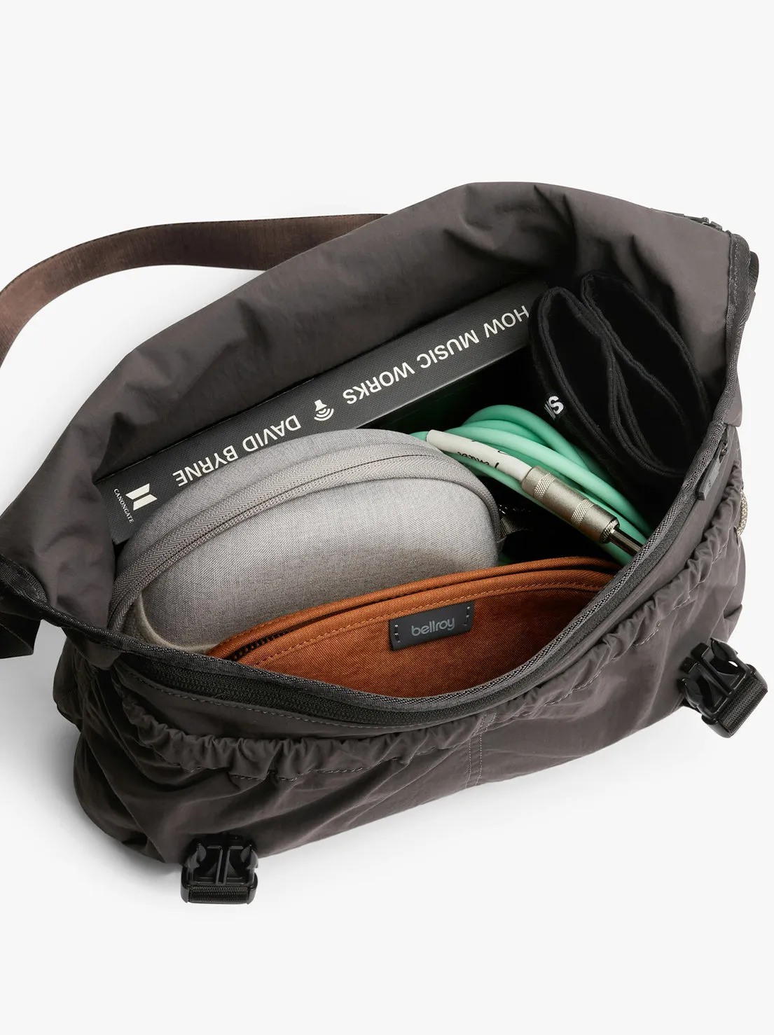 Bellroy - Cinch Messenger Bag - Charcoal