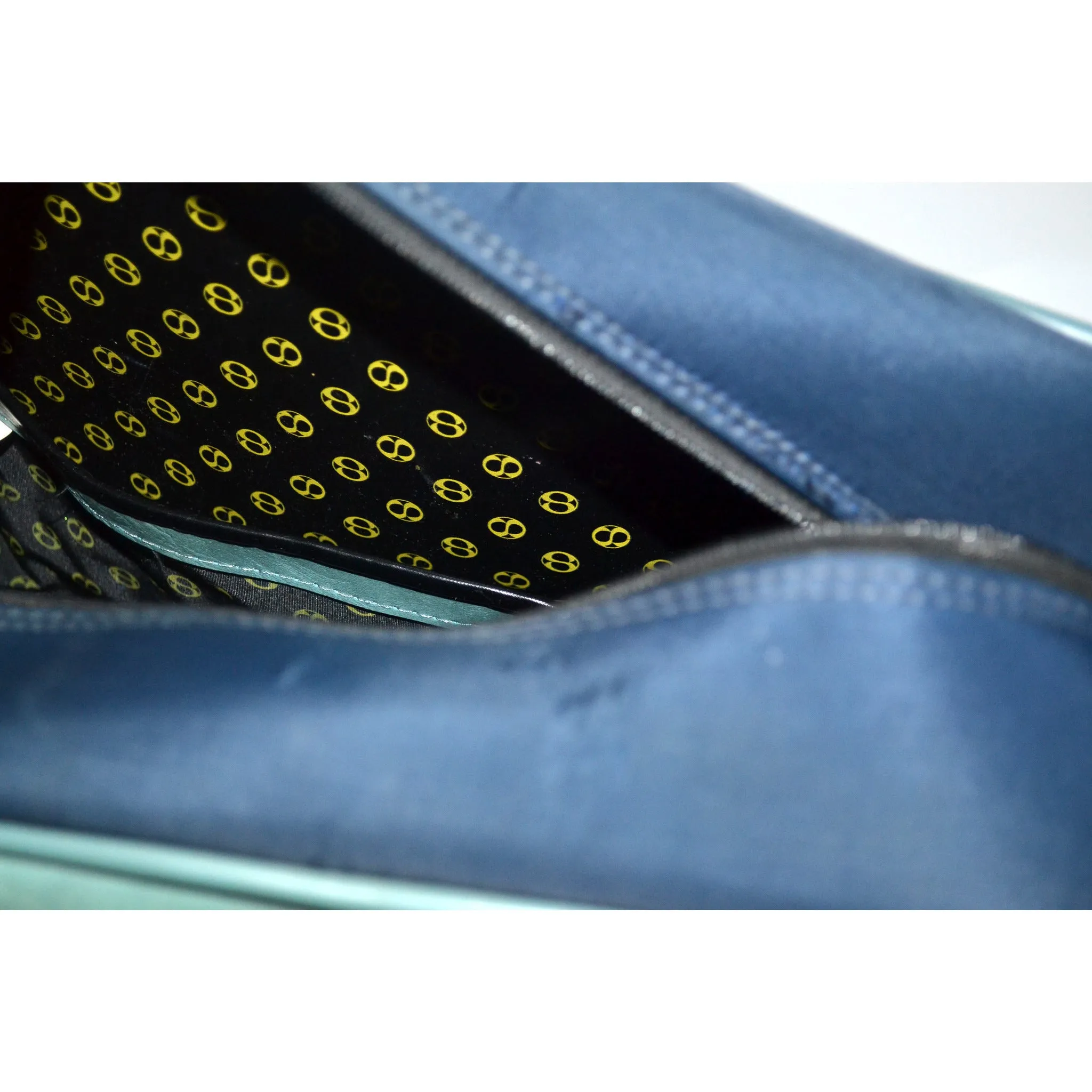 Blue Nylon Vinyl Travelbag By Safe-way