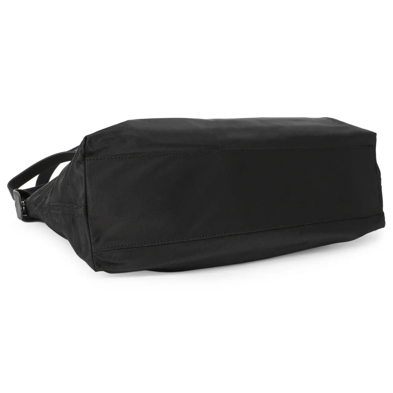 Burberry Black Nylon  Trenton