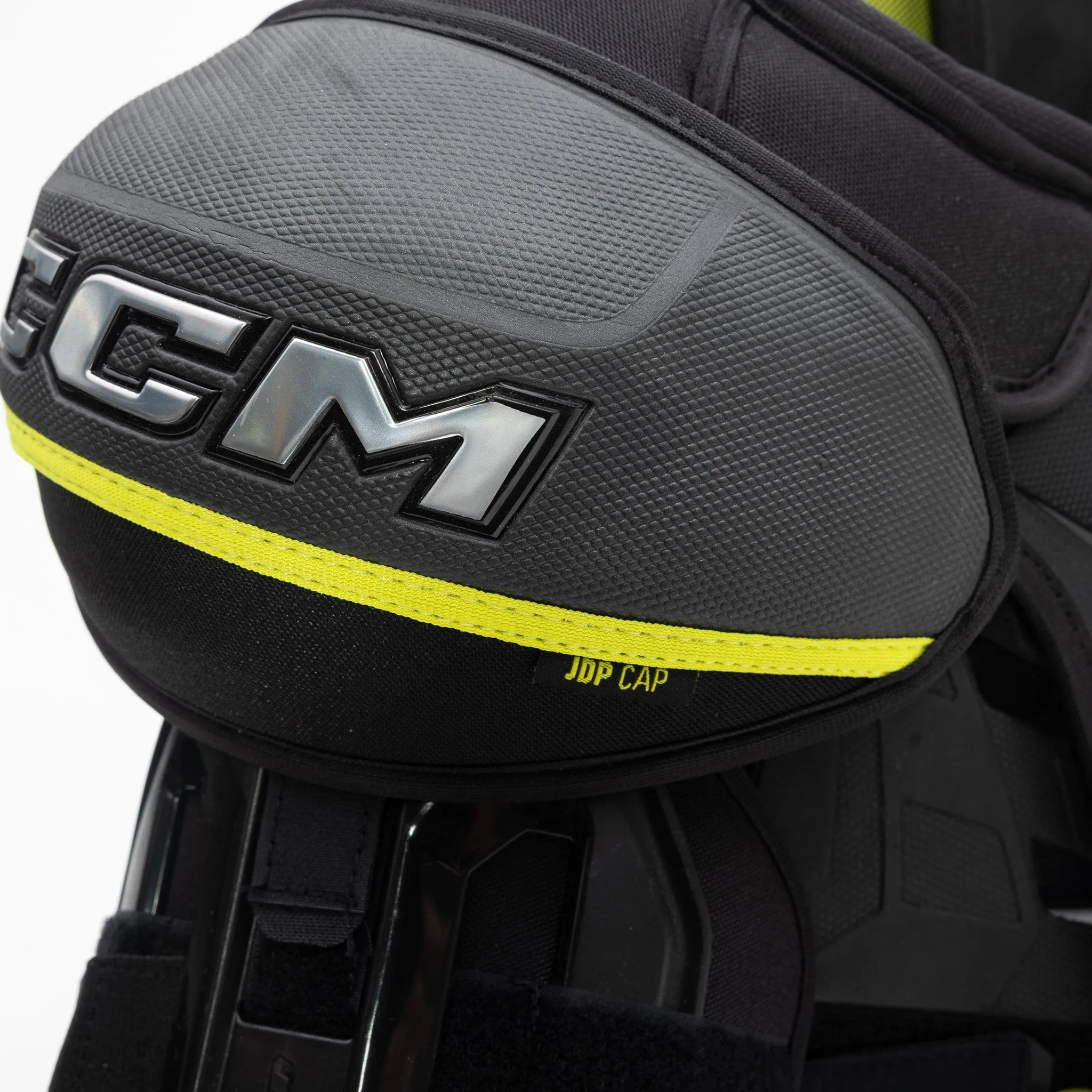 CCM Tacks XF Senior Hockey Shoulder Pads