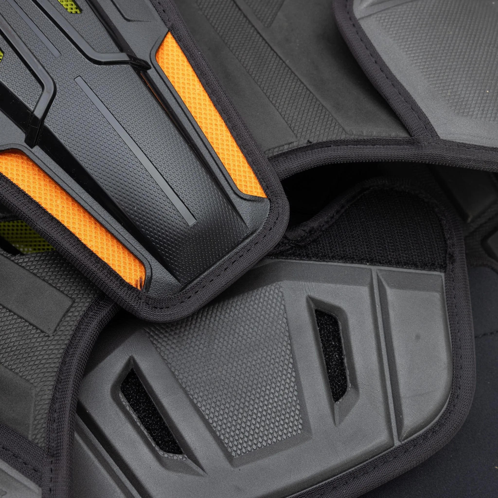 CCM Tacks XF Senior Hockey Shoulder Pads