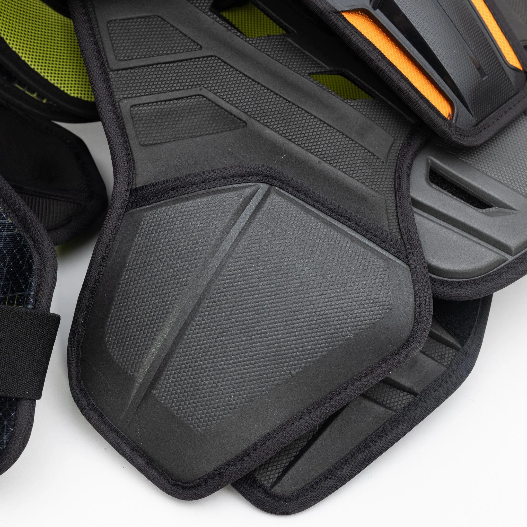 CCM Tacks XF Senior Hockey Shoulder Pads