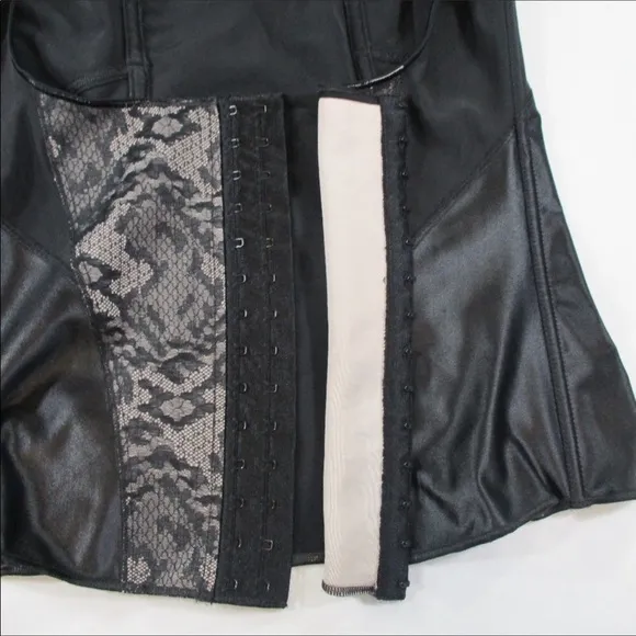 CHANTELLE Girdle Shapewear Size Medium