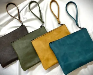 Clutch w/Wristlet Option