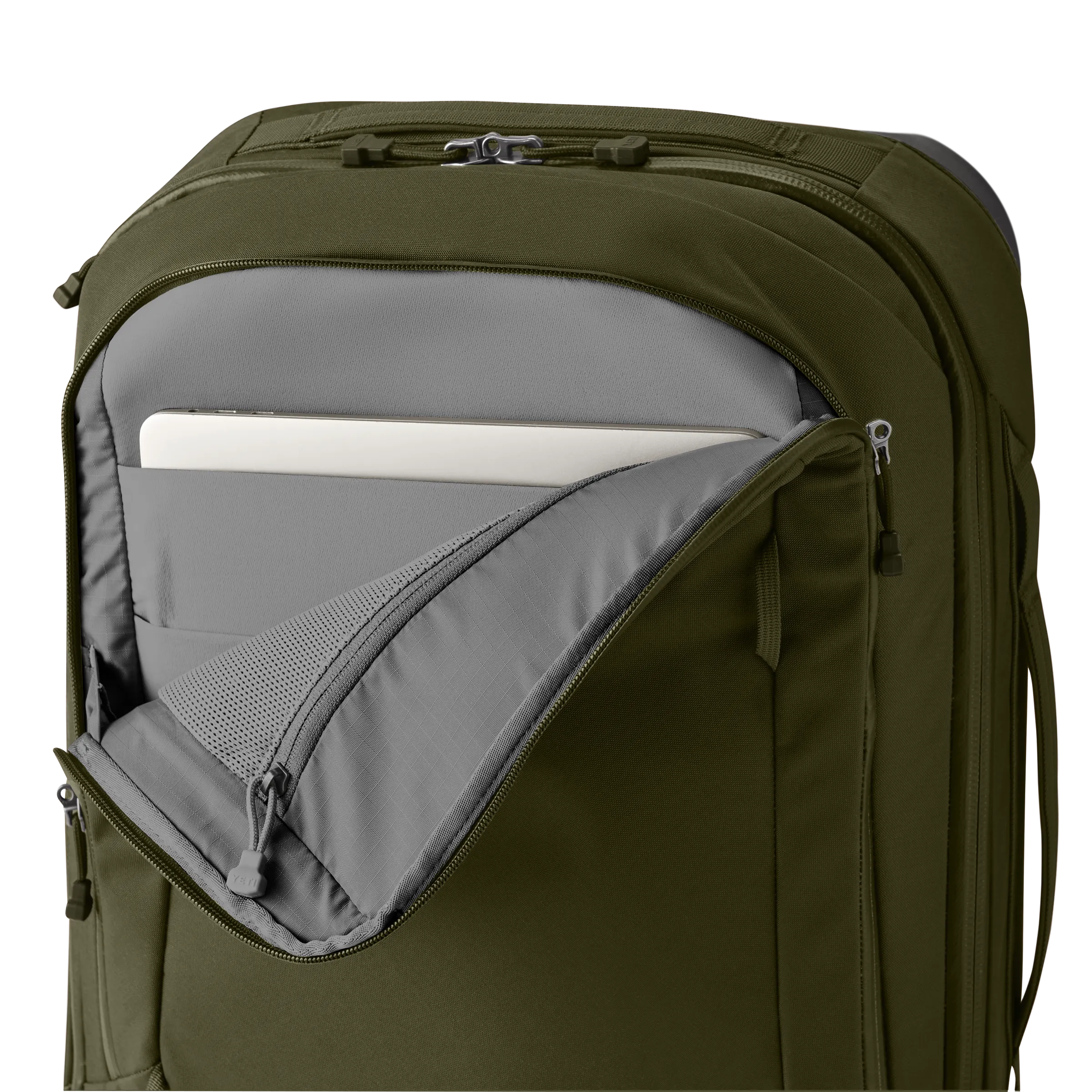 Crossroads® 22" Luggage