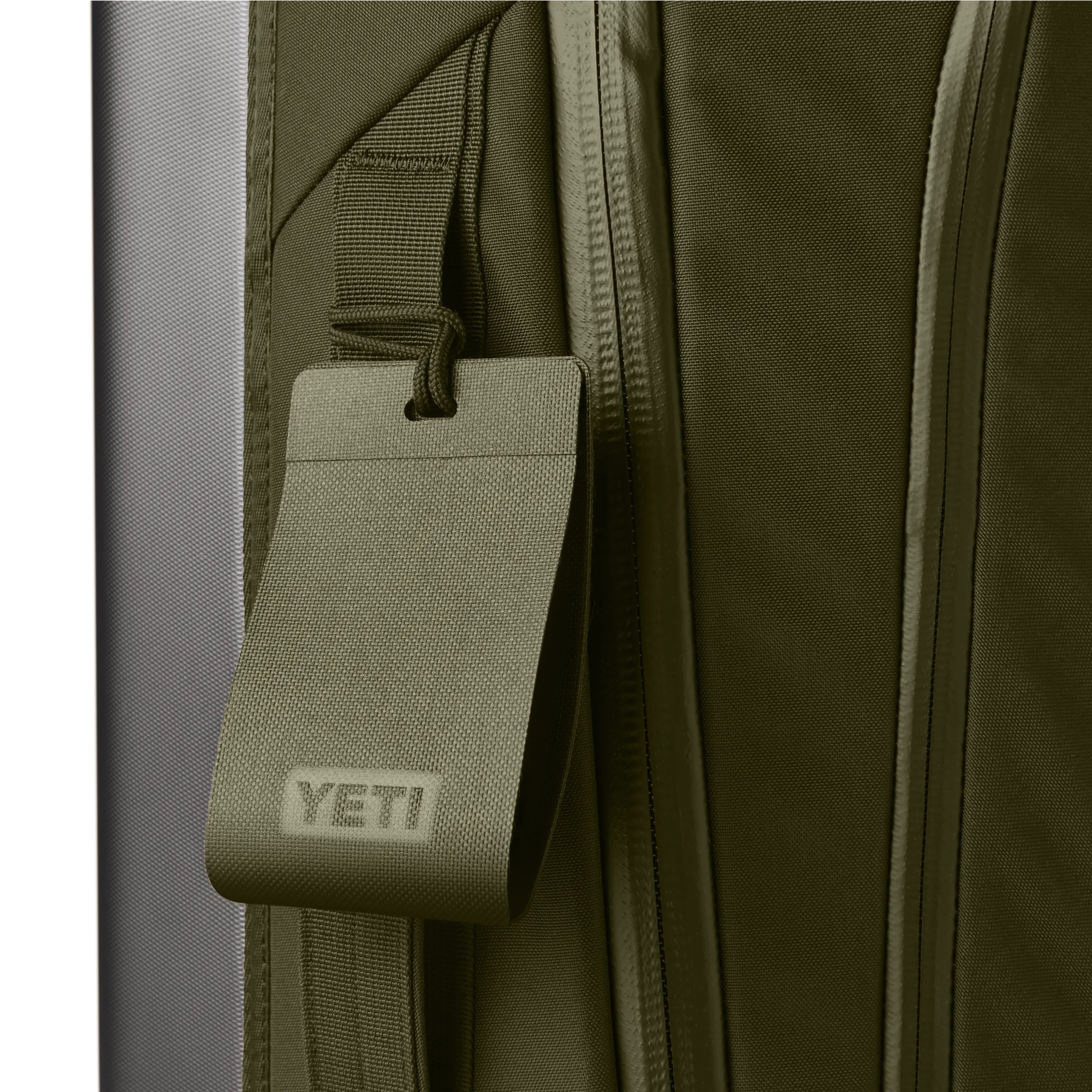 Crossroads® 22" Luggage