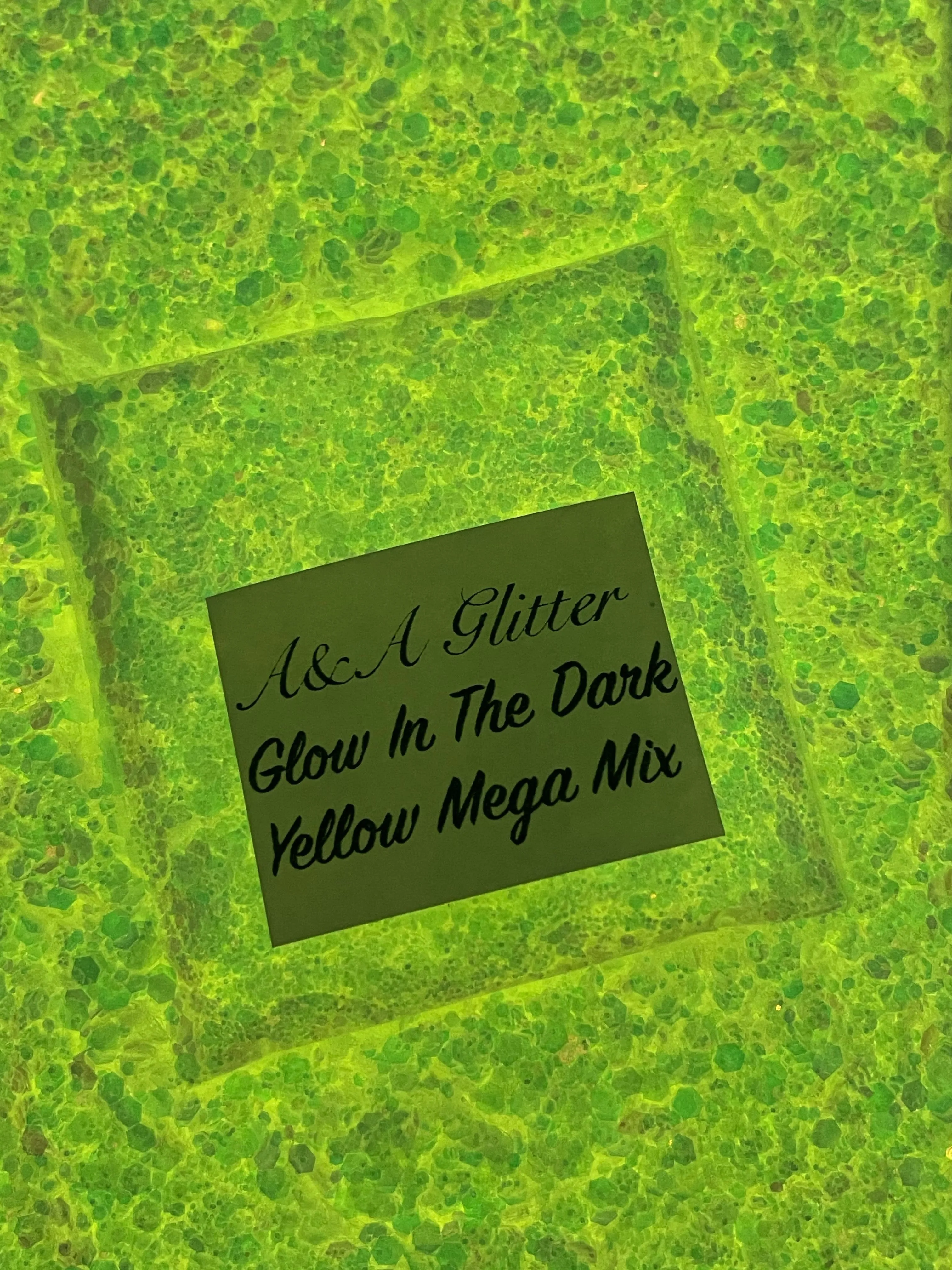 Glow In The Dark Glitters
