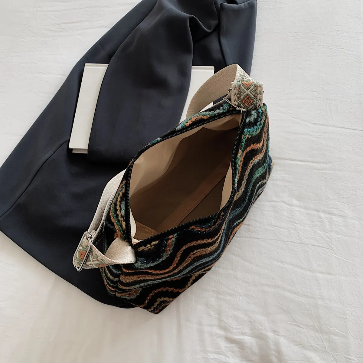 Hazel Blues® |  Adjustable Strap Medium Shoulder Bag