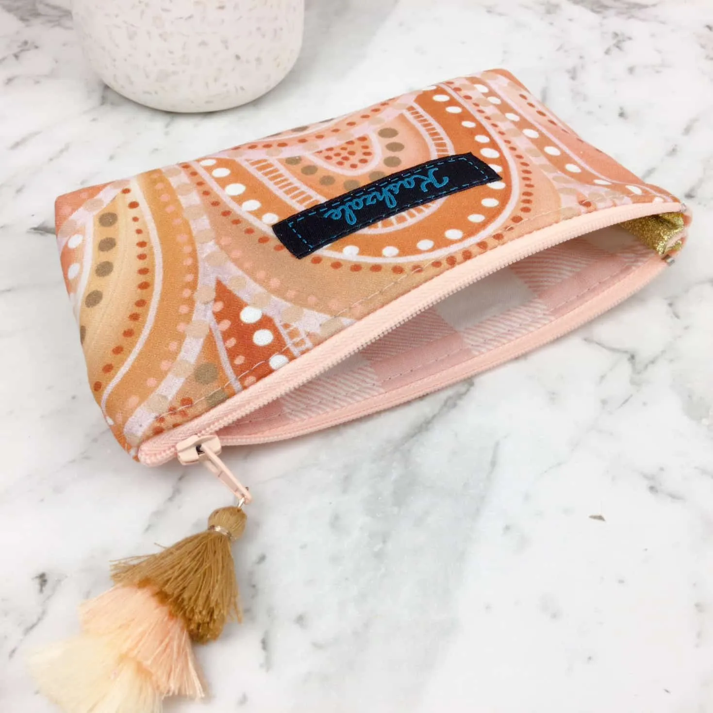 Holly Sanders Sand Hills Sunglasses bag, glasses case.