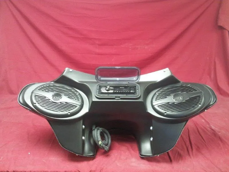 Honda VTX C / R / S 1800 &amp; 1300 Bagger Fairing 6 x 9 Holes Batwing With Stereo