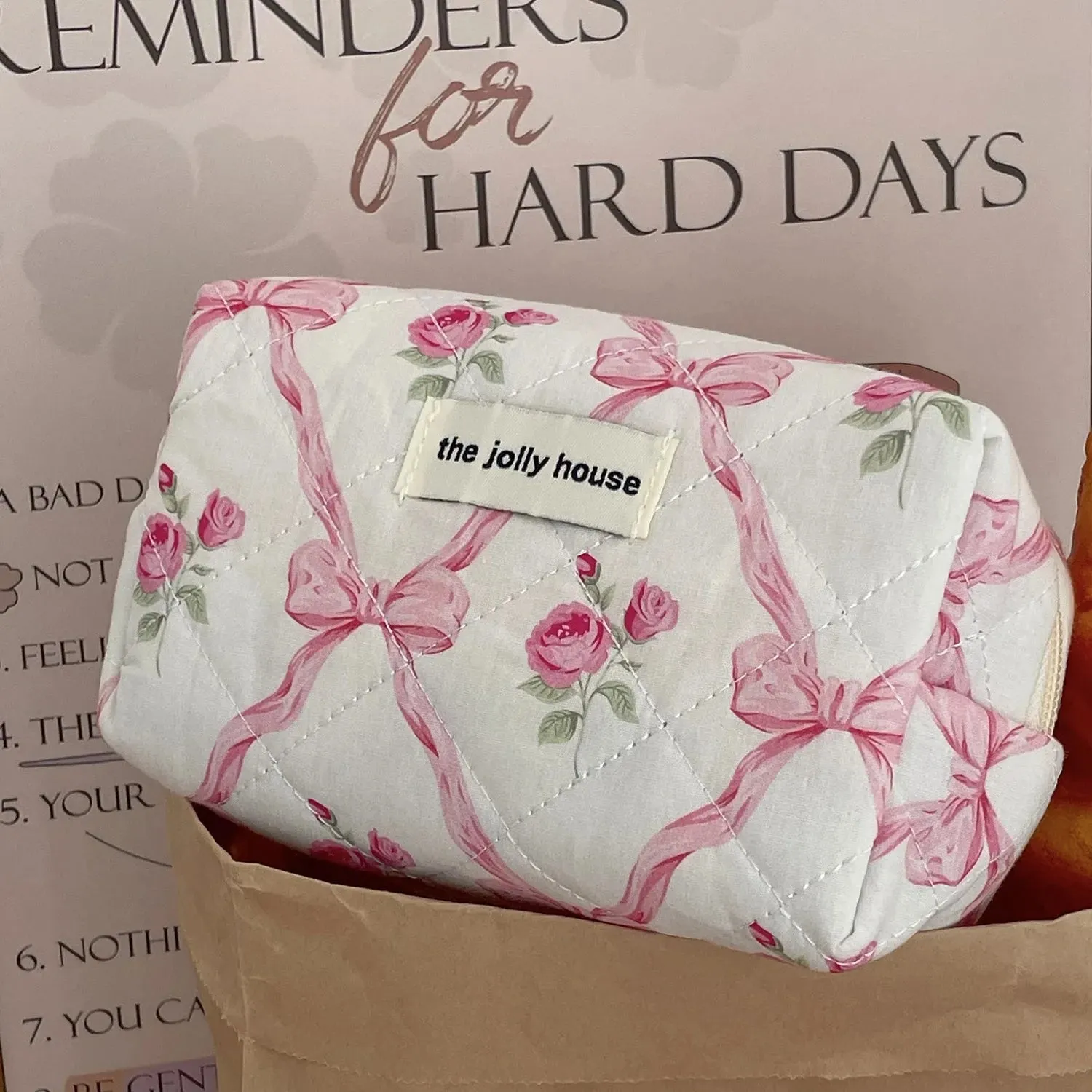Kawaii Bow Flower Quilted Makeup Bag 🌸✨ | Adorable Zipper Cosmetic Organizer for Girls 🎀💖