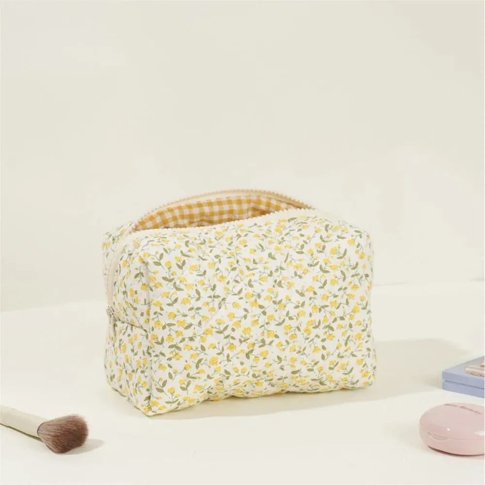 Kawaii Custom Floral Makeup Bag 🌸✨ | Adorable Cotton Travel Toiletry Case 🎀 | Personalized Birthday Gift for Girls 🎉