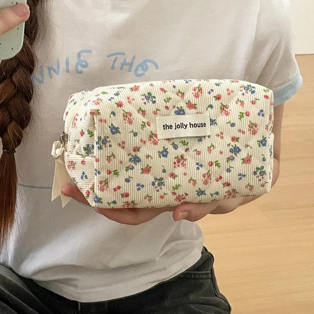 Kawaii Floral Cotton Makeup Bag 🌸✨ - Portable Cosmetic Organizer for Trendy Women 💖👜