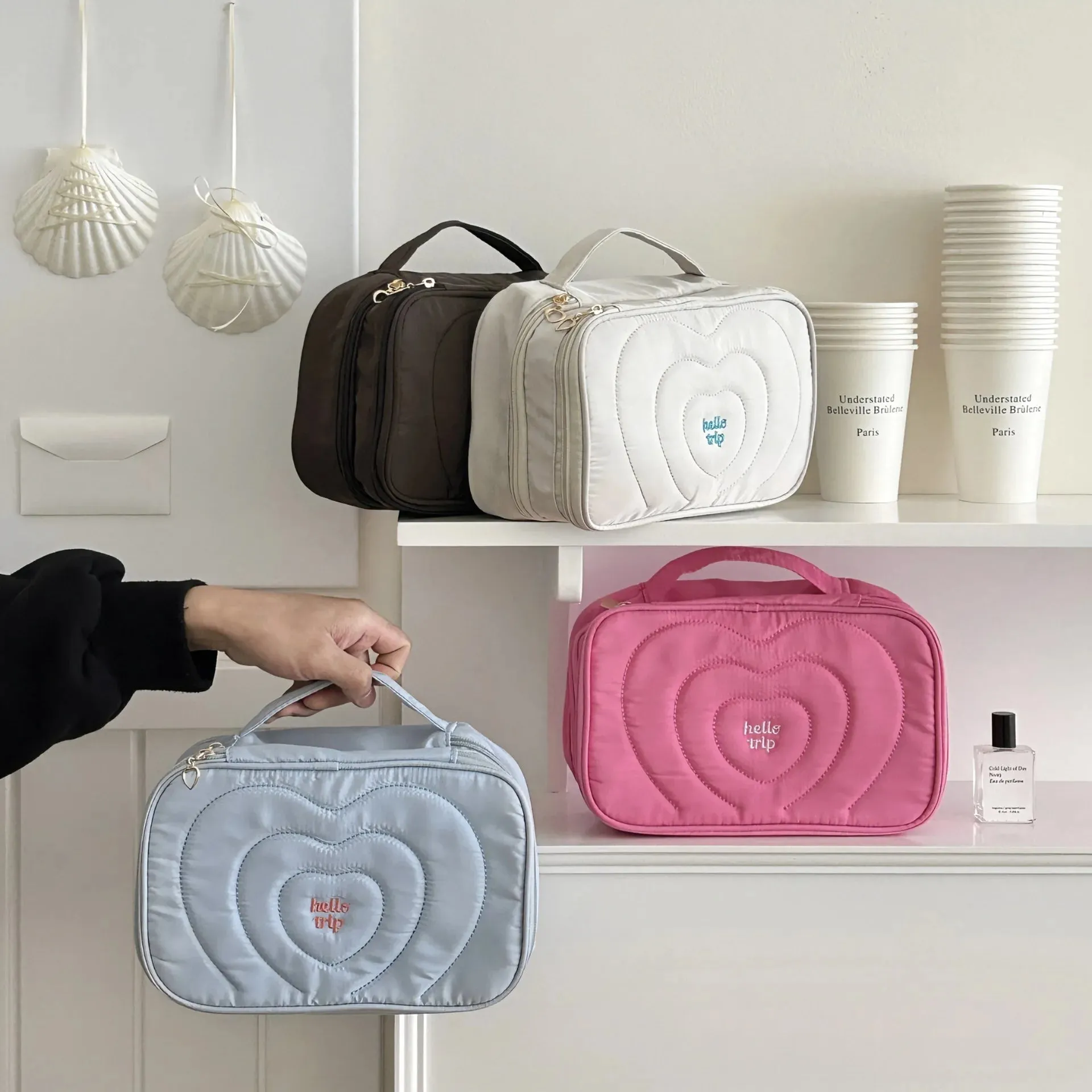 Kawaii Heart Tote Bag 💖 | Spacious Makeup Organizer for Daily Essentials ✨ | Adorable Travel Toiletry Case 🌸