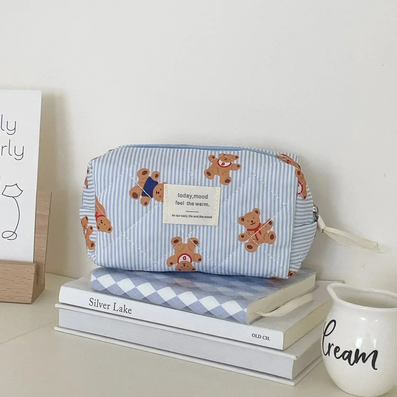Kawaii Pink Bear Cosmetic Bag 🌸✨ | Cute Zipper Makeup Organizer for Girls 🎀 | Travel Toiletry Pouch 🐻💖