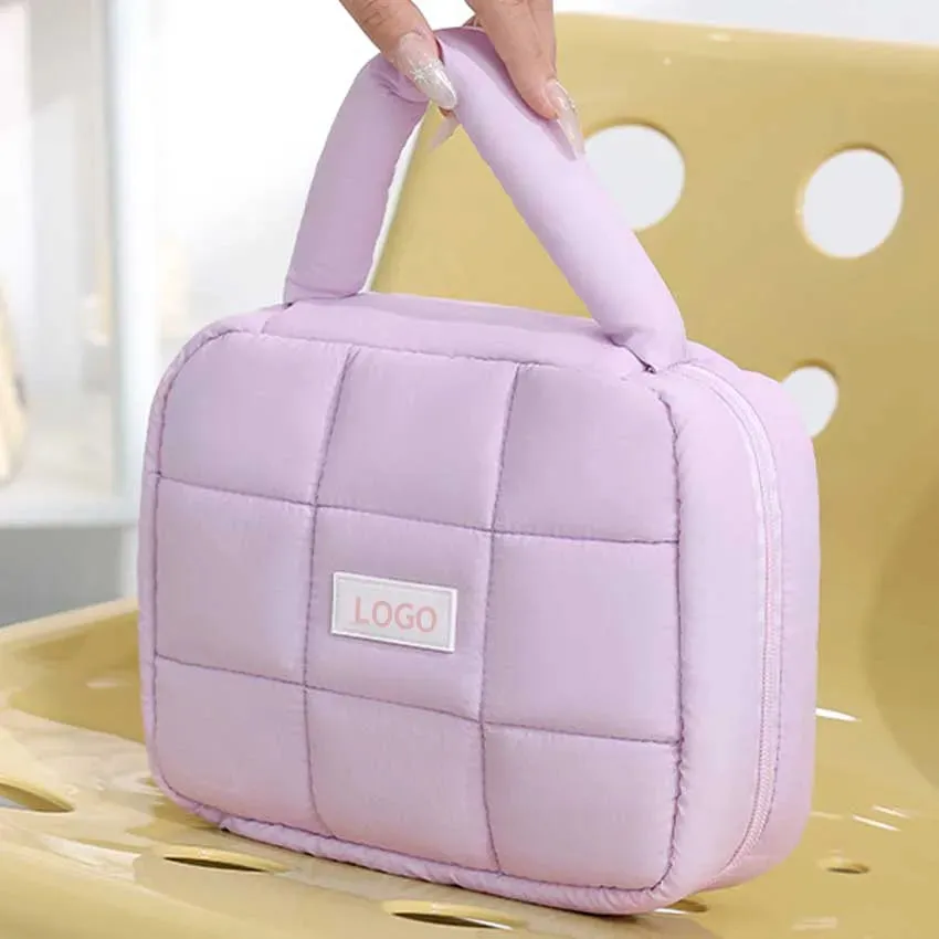Kawaii Puffed Cosmetic Bag 🌸✨ Cute Quilted Toiletry Pouch for Travel 👜💕 Multi-Purpose Makeup Case