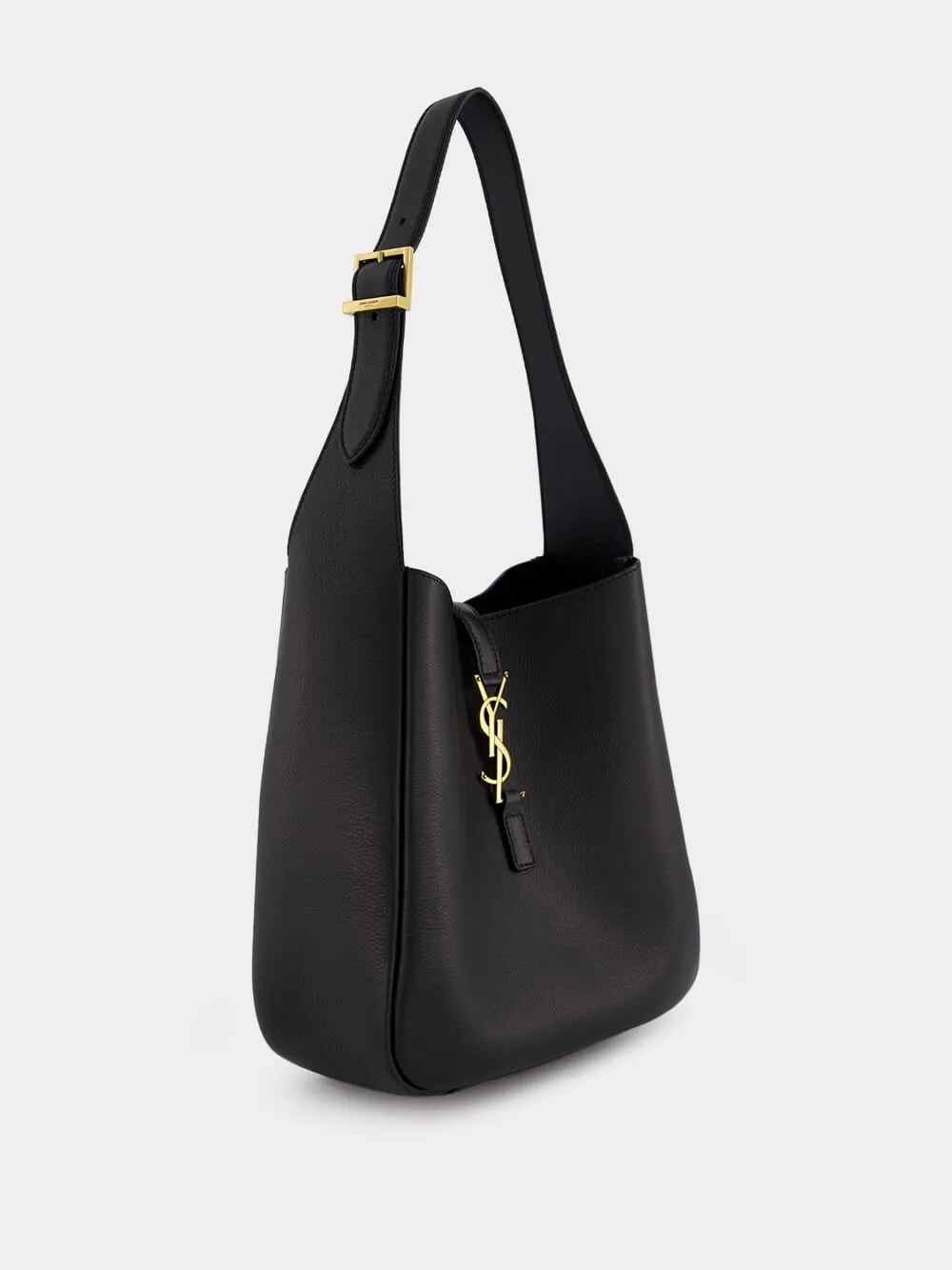 Le 5 À 7 Small Supple Monogram-Plaque Bag In Grained Leather