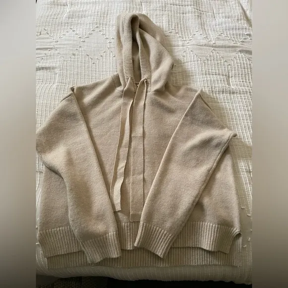 LIKE NEW Nordstrom Free the Roses Hoodie Sweater, Medium