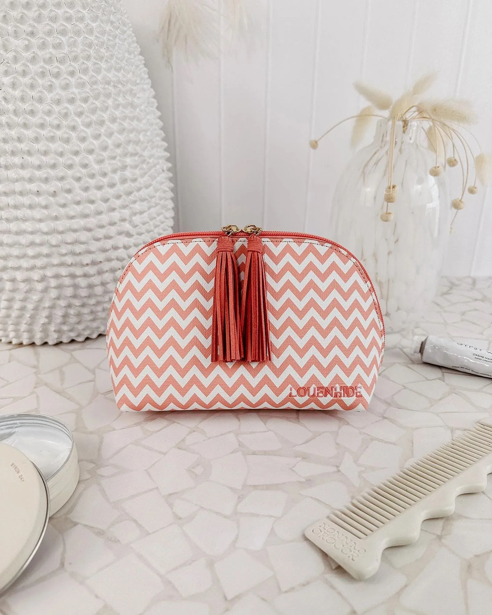 LOUENHIDE Baby Audrey Makeup Bag - Chevron Peach