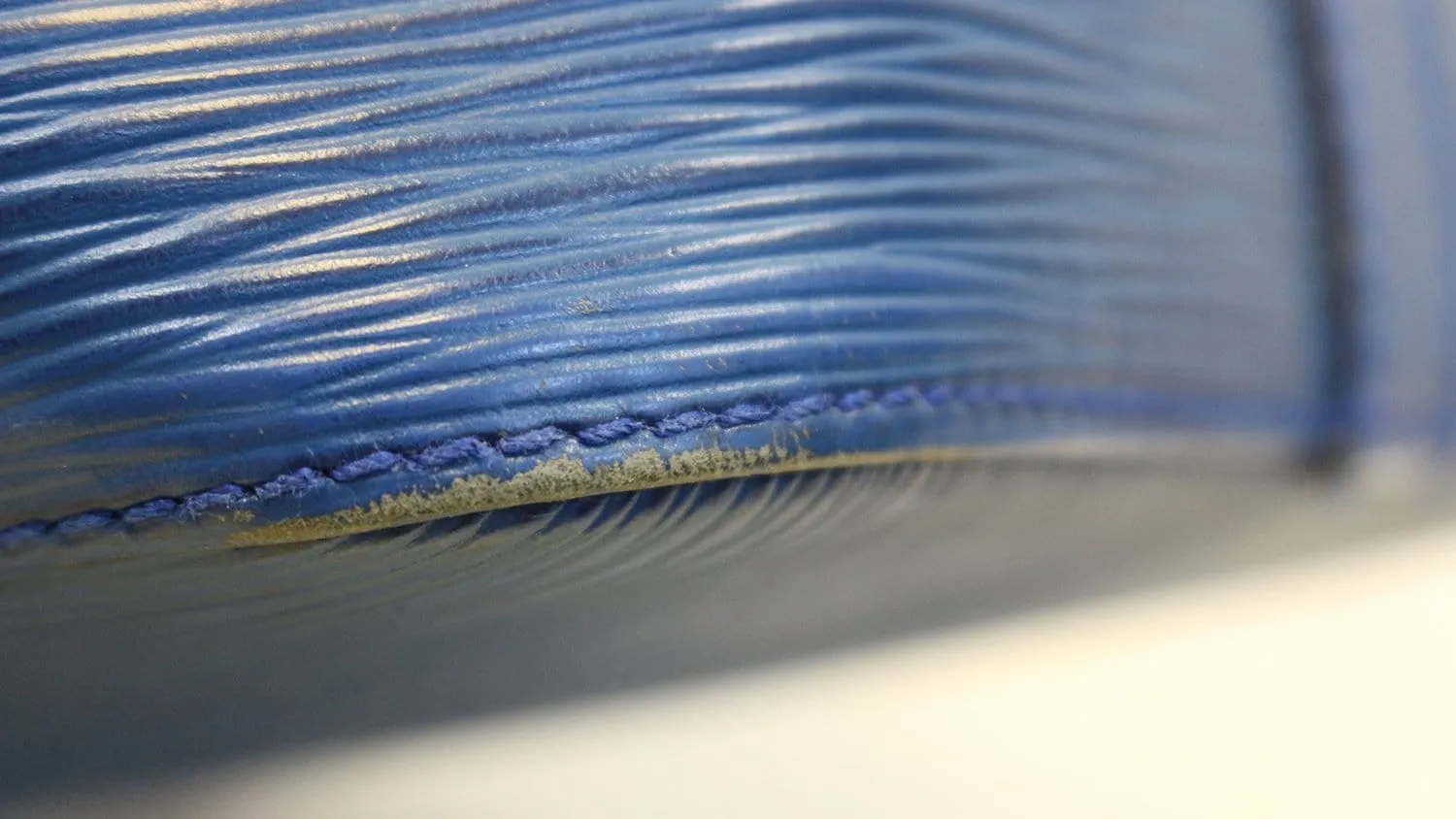 LOUIS VUITTON Epi Leather Petit Noe Blue Shoulder Bag - Sale
