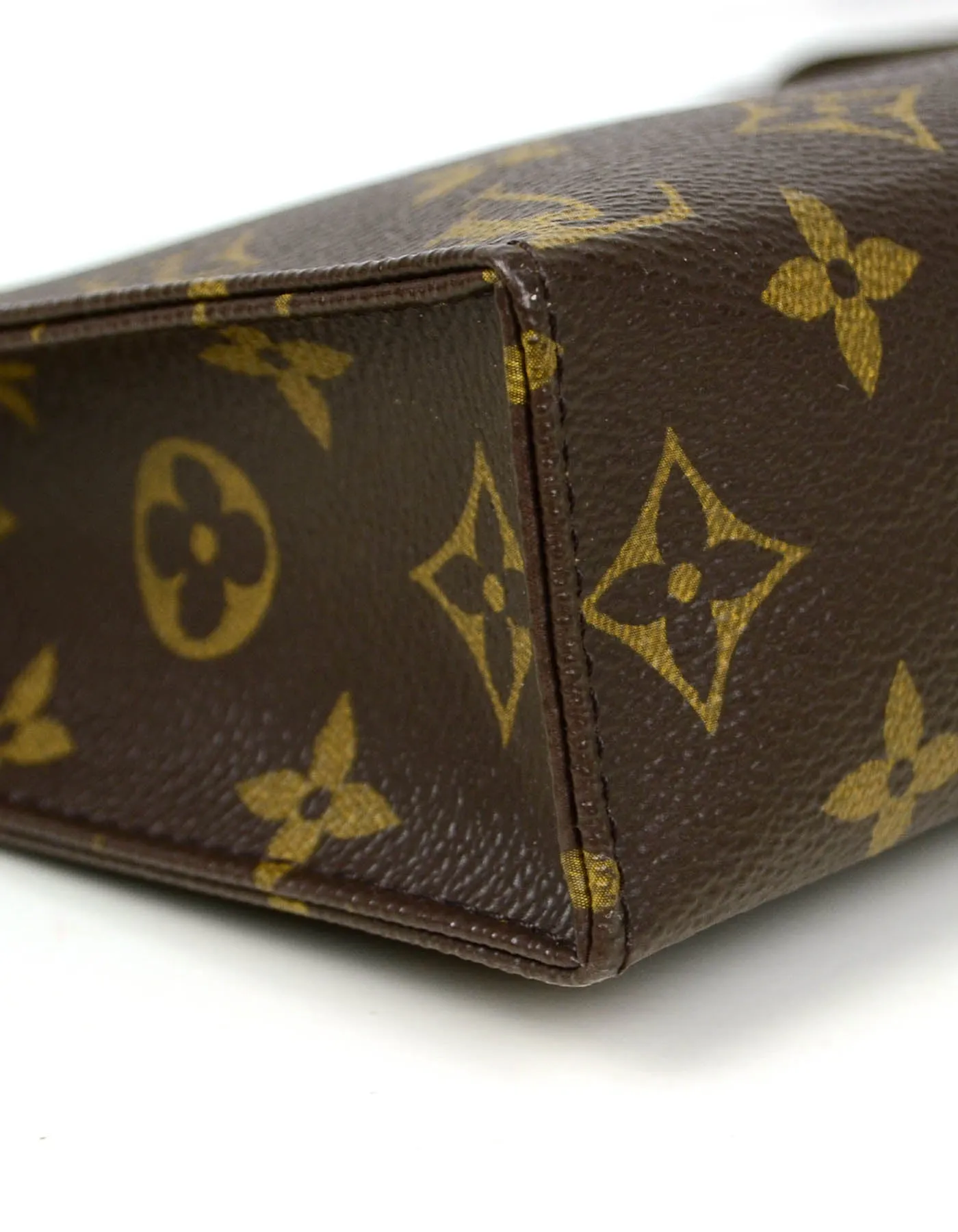 Louis Vuitton Monogram Toiletry Pouch 19 Bag