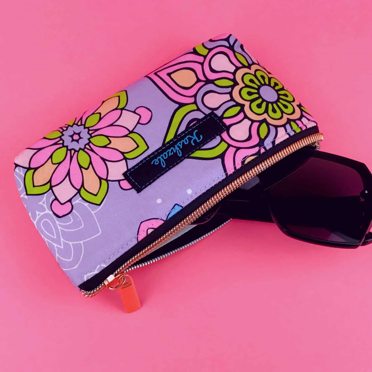 Mandala Magnifica Mauve Sunglasses bag, glasses case. Exclusive Design