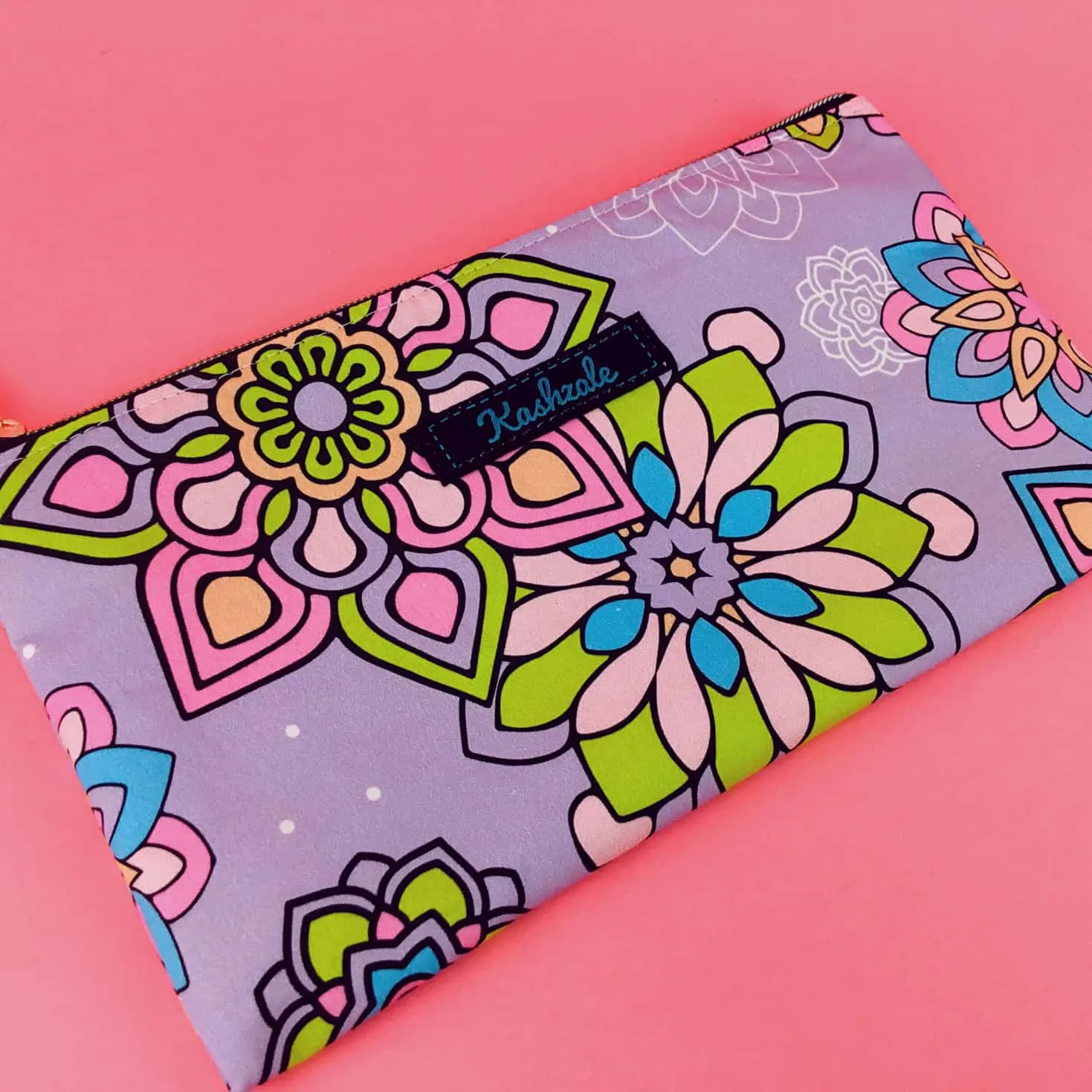 Mandala Magnifica Mauve Zipper Pouch, Travel Pouch.  Exclusive Design.