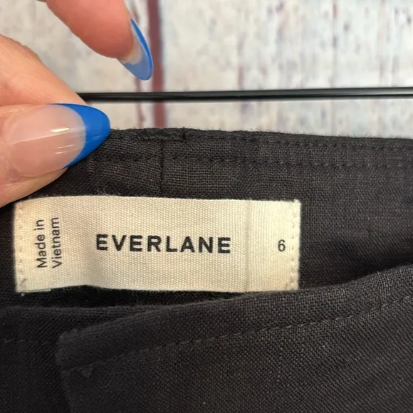 NWOT Everlane The Linen Way-High® Drape Short