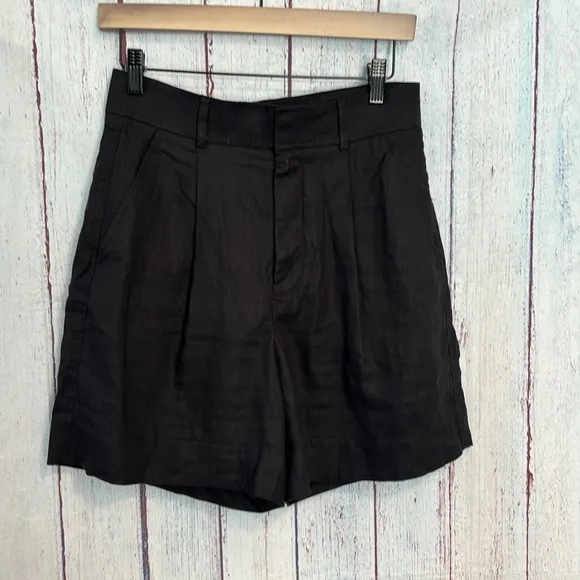 NWOT Everlane The Linen Way-High® Drape Short