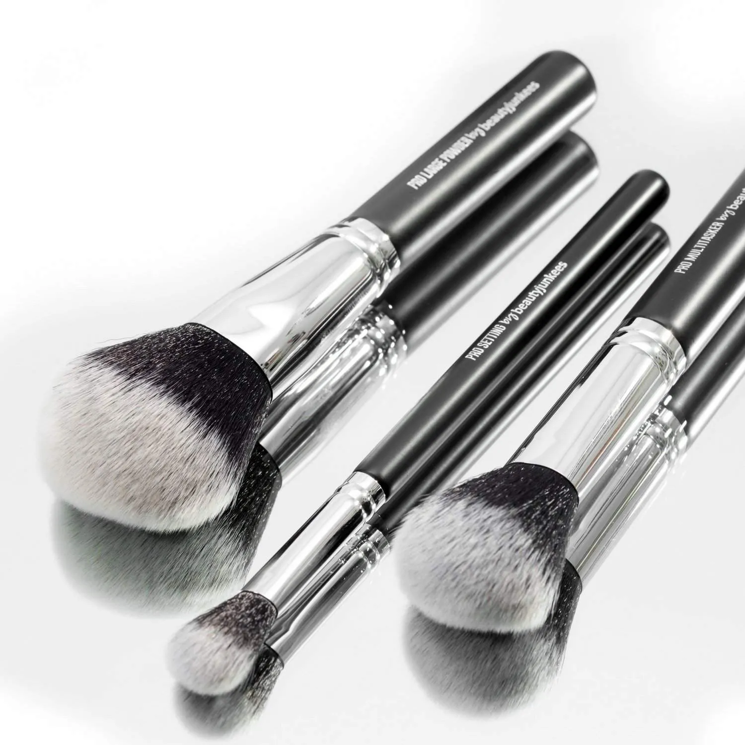 Pro Powder Makeup Brush Set with Case