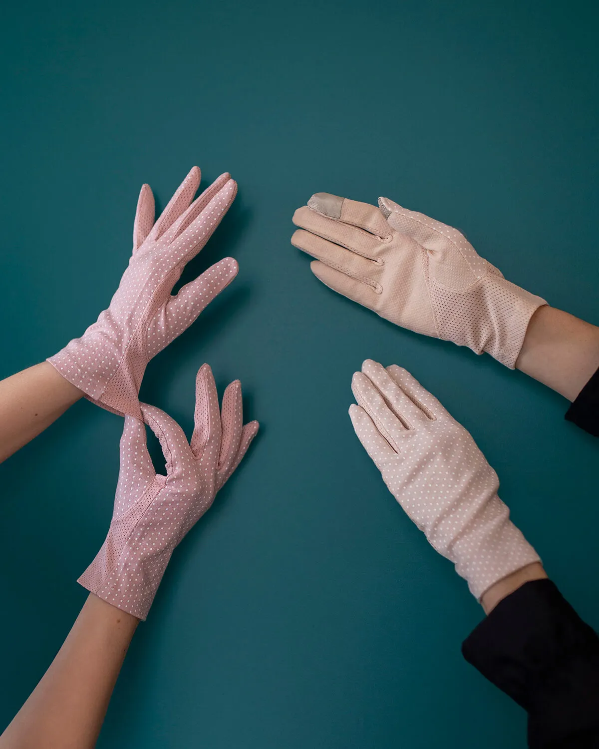 PROTECTIVE SHOPPING GLOVES
