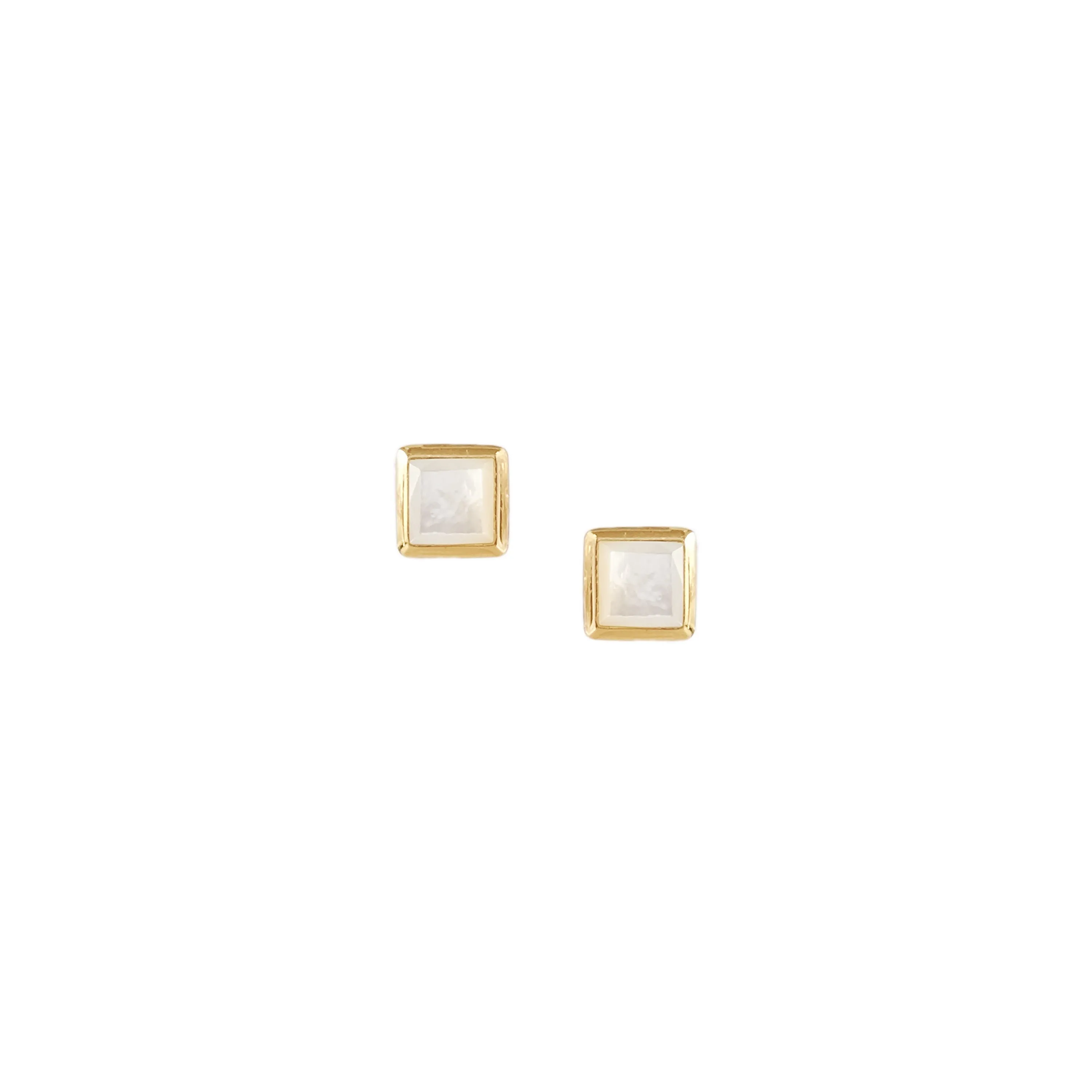 Quad Stud Earrings in Mother of Pearl