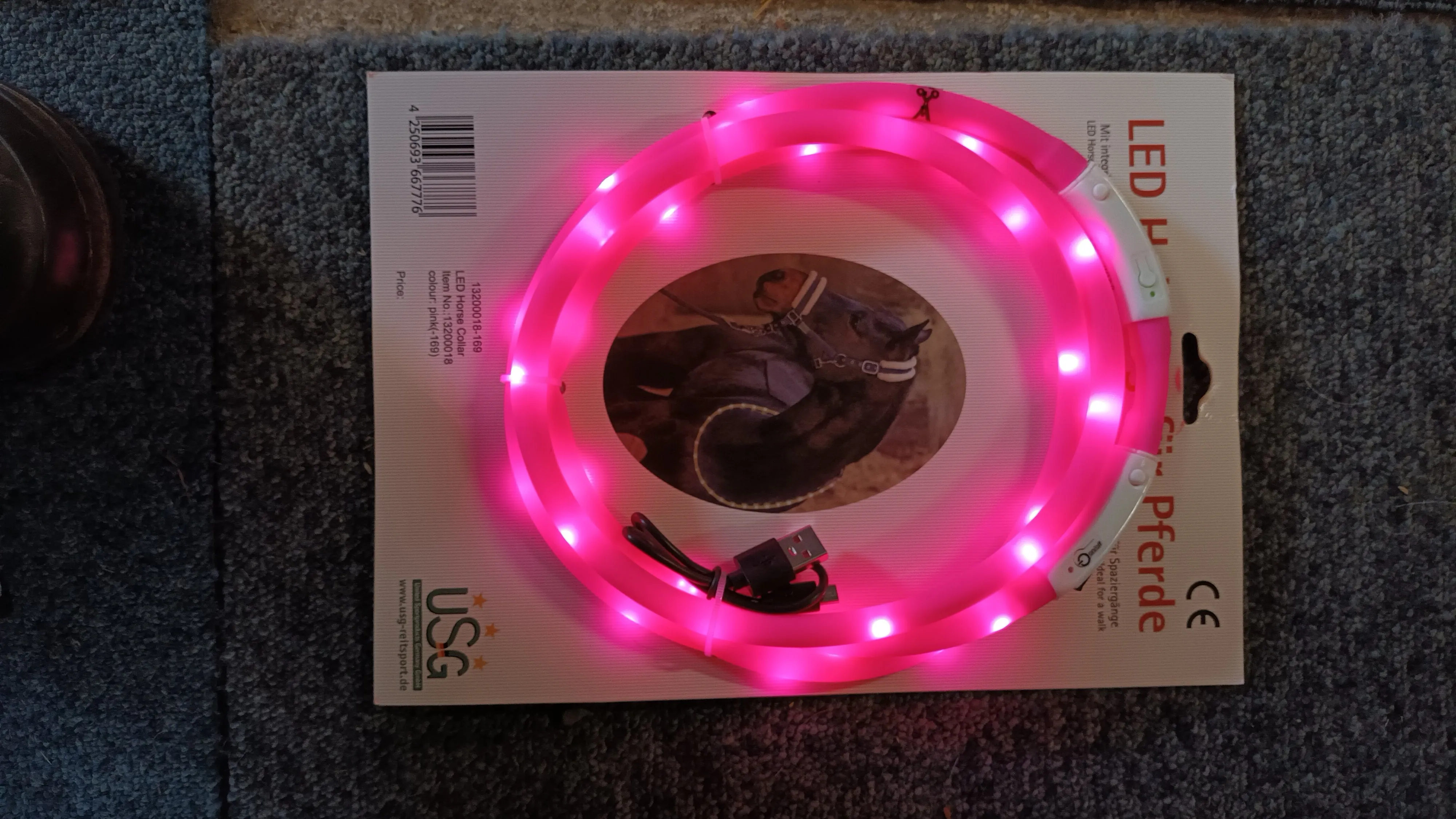 Rechargeable, flashy neck strap, adjustable, cut to size