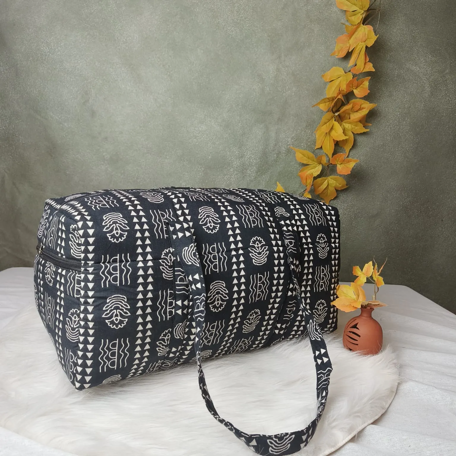 Rectangle Travel Bag Black Geometric Print