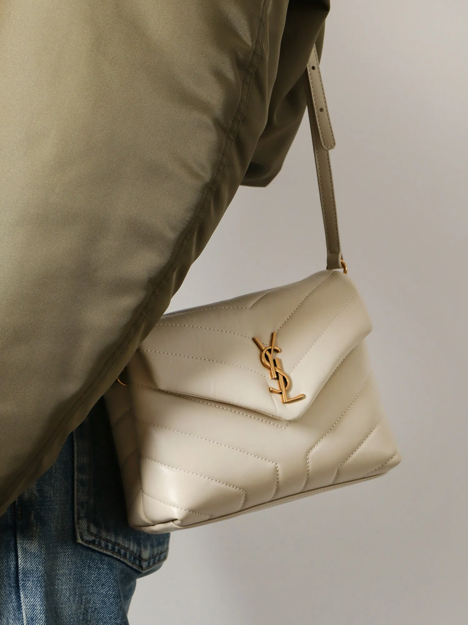 Saint Laurent Lou Lou Mini Matelass�� Leather Shoulder Bag