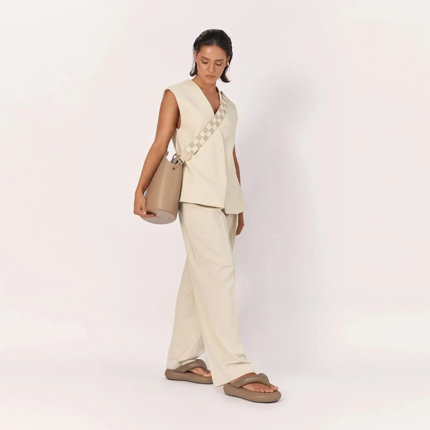 Shoulder Strap Creme Check