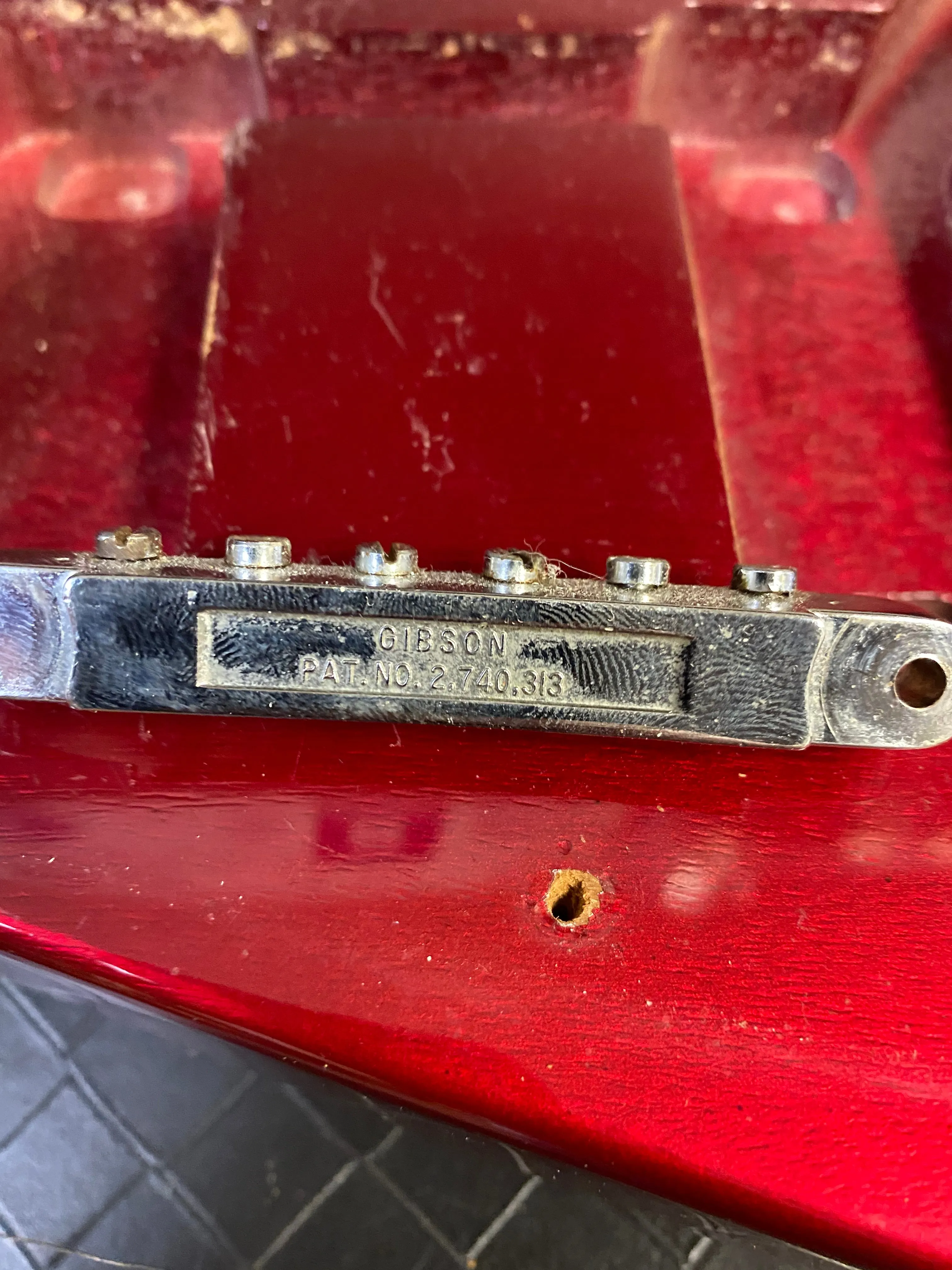 SOLD - Gibson Flying V 1982 Candy Apple Red