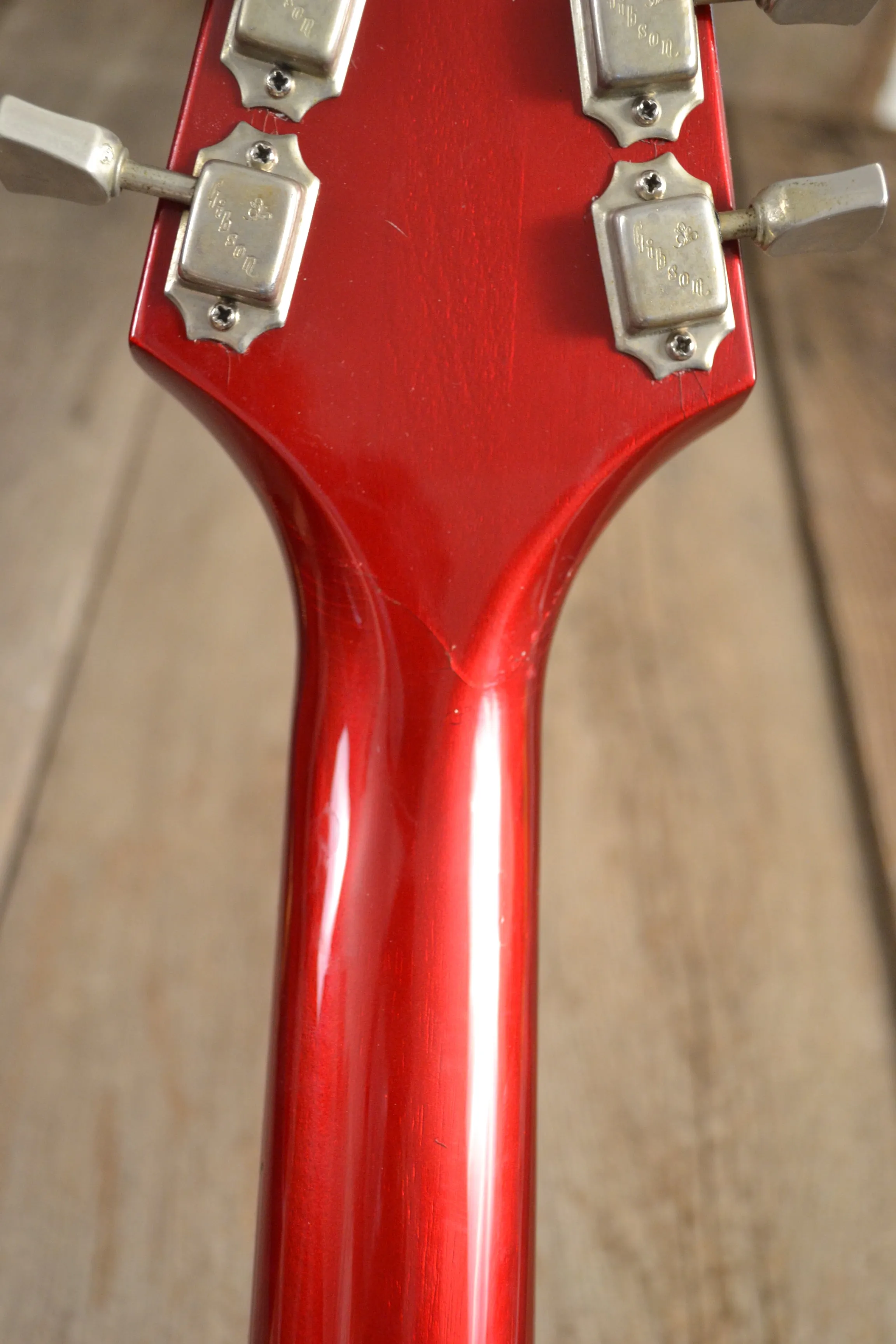 SOLD - Gibson Flying V 1982 Candy Apple Red