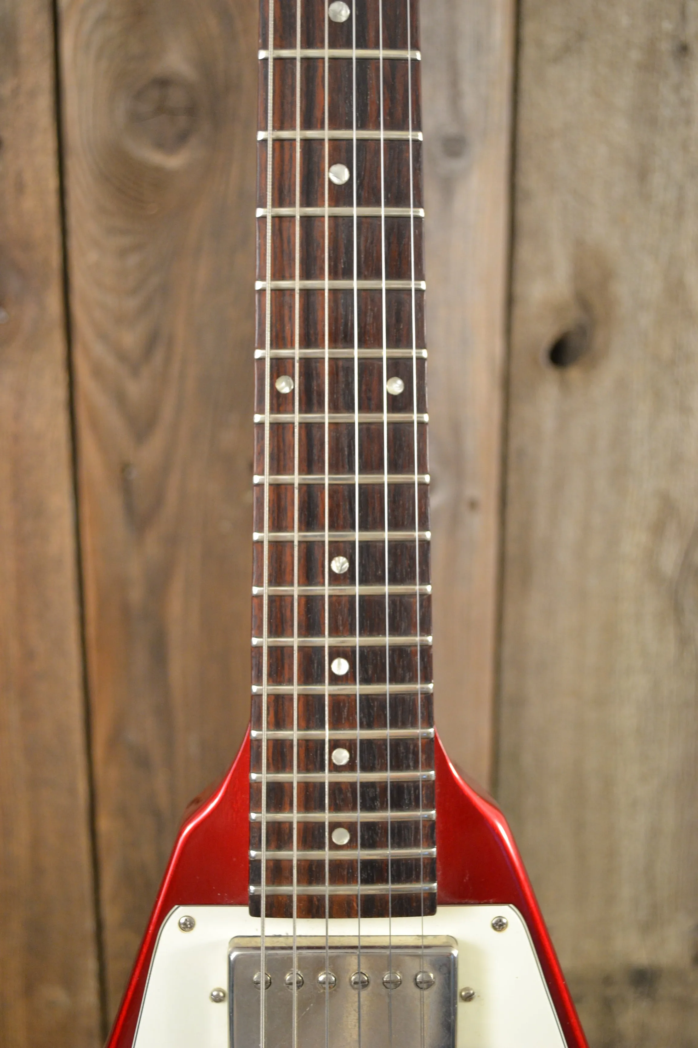 SOLD - Gibson Flying V 1982 Candy Apple Red