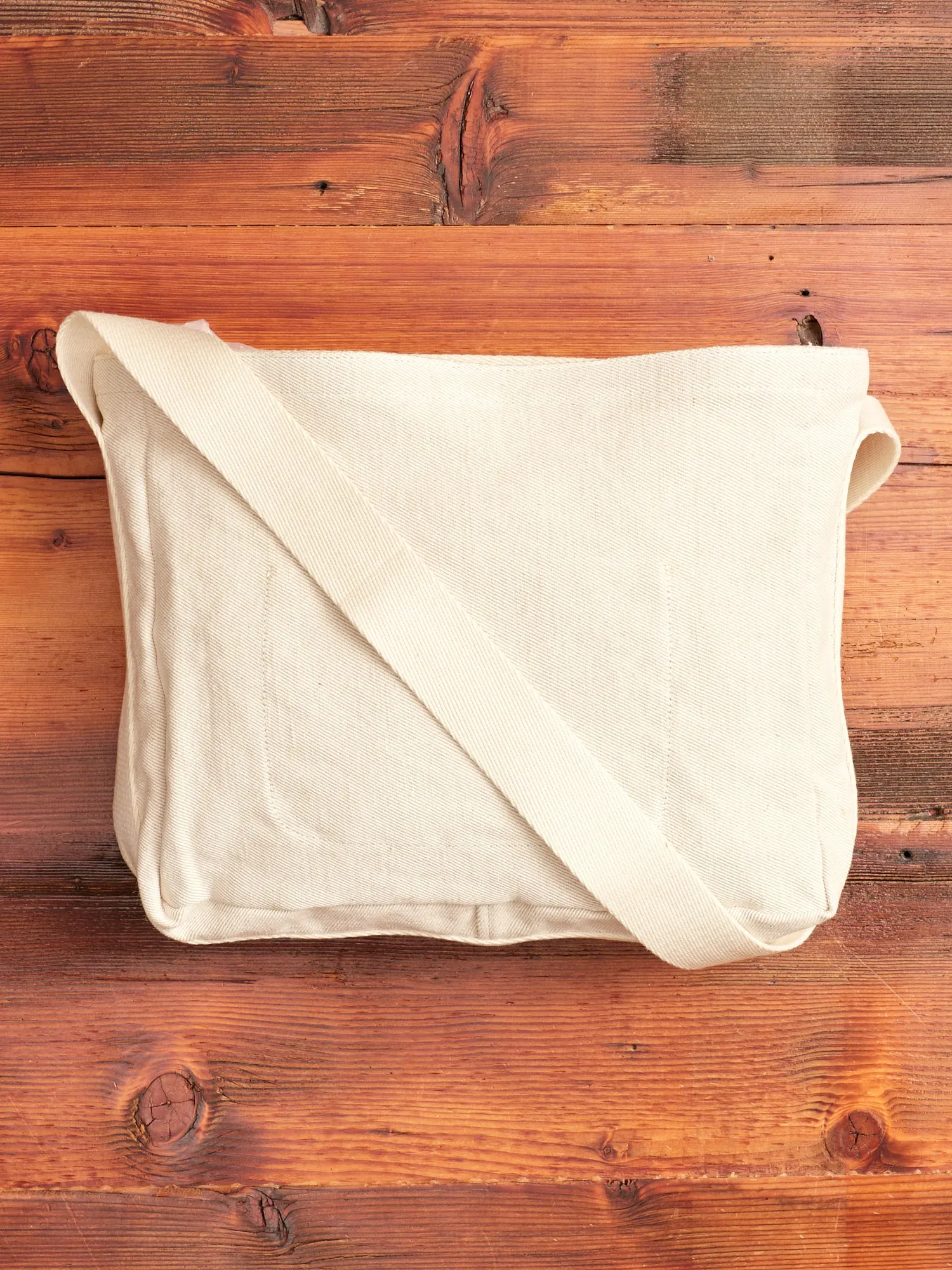Square Shoulder Bag in Natural