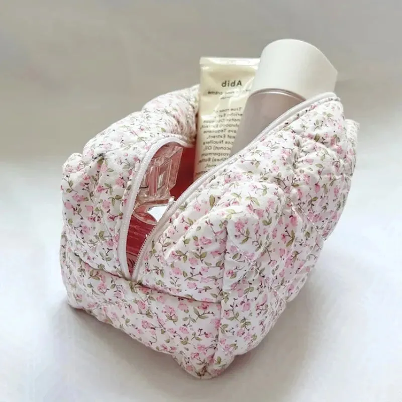 Storage Organizer Floral Puffy Quilted Makeup Bag Flower Printed Cosmetic Pouch Large Travel Cosmetic Bag Makeup Accessory