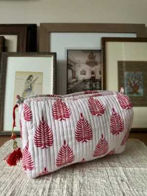 TOILETRY BAG