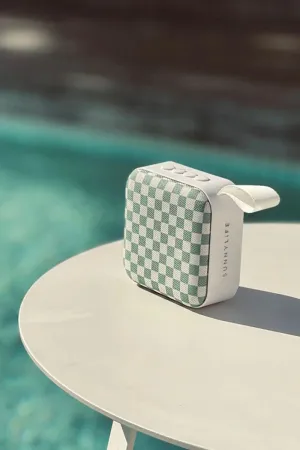 Travel Speaker