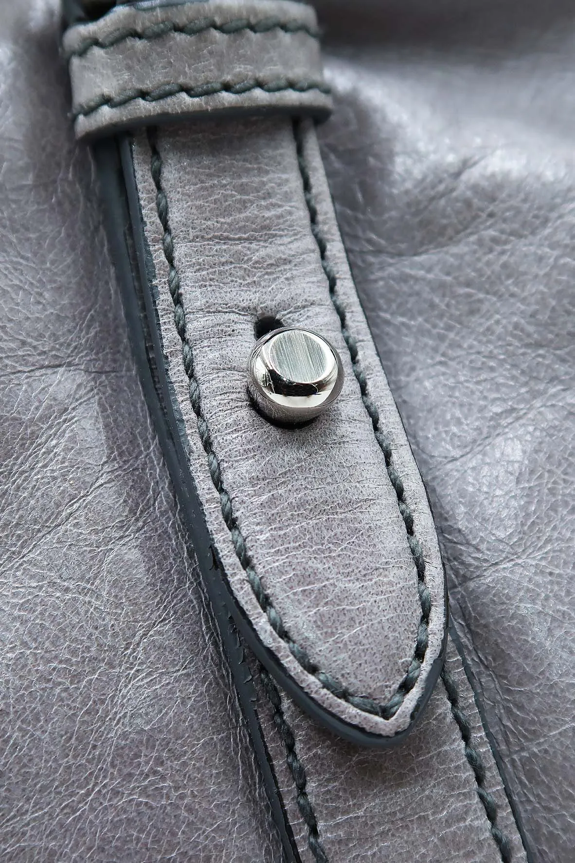 Vitello Lux Bow Satchel Grey