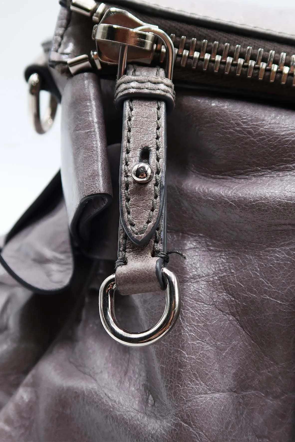 Vitello Lux Bow Satchel Grey