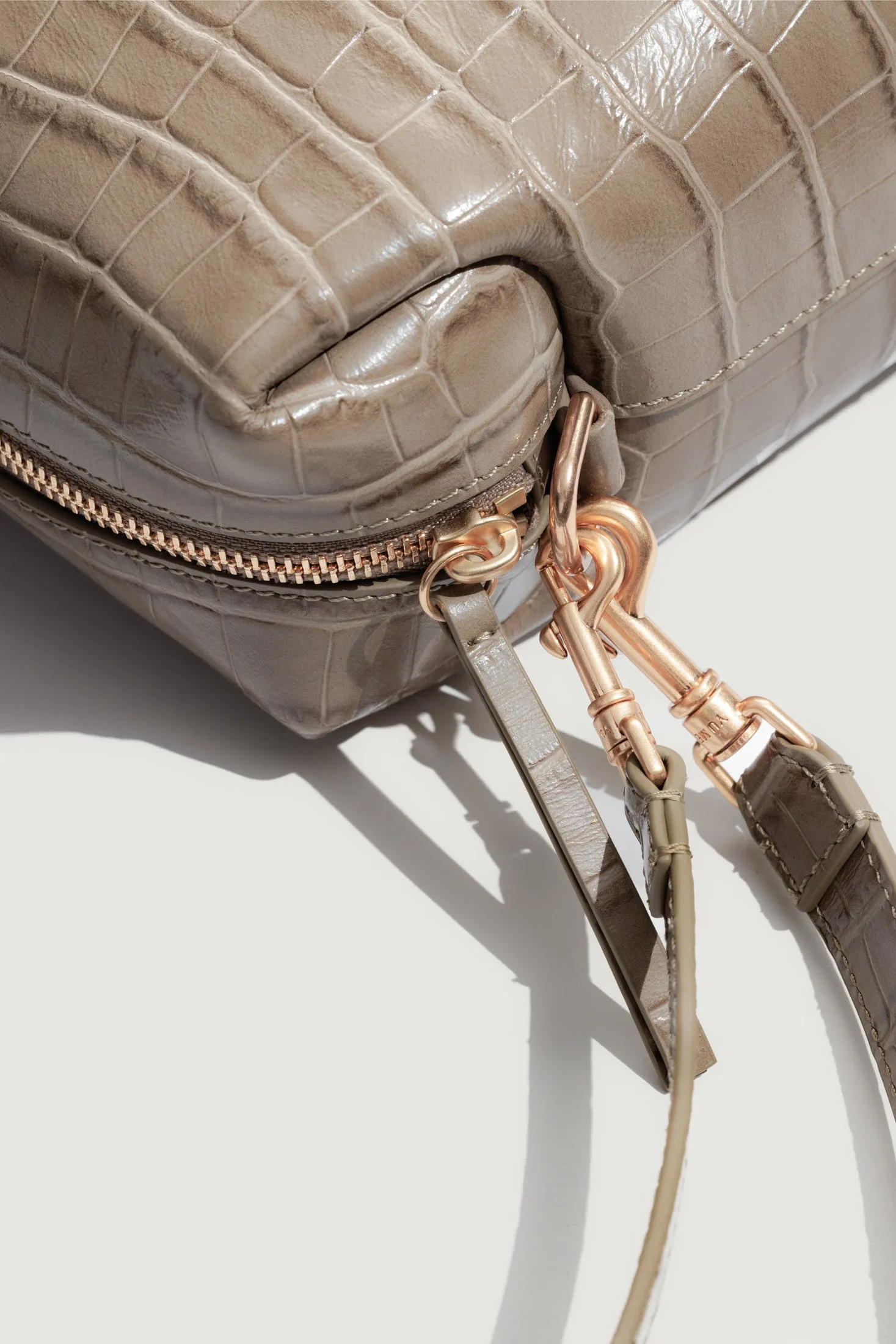 Yu Mei Ch'lita Bag - Dune Croc